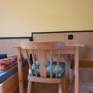 Affordable Central Rooms, 10-min To Lugner City Apartament